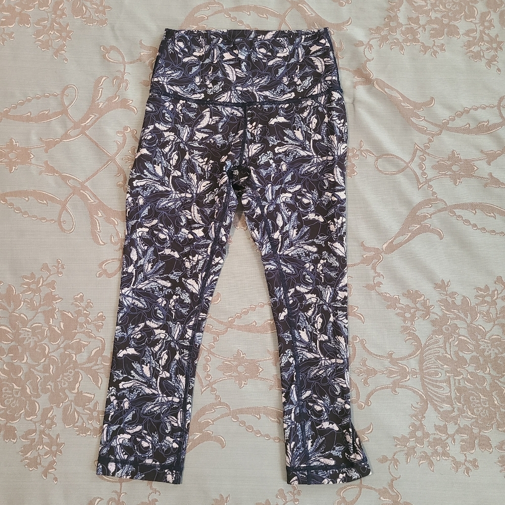 Lululemon Wunder Under High Rise Crop Embellished Multi Black Blue Size 4